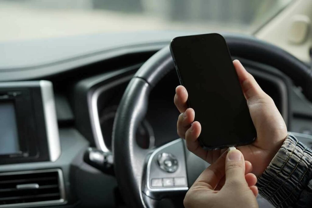 telefono batteria come caricarla